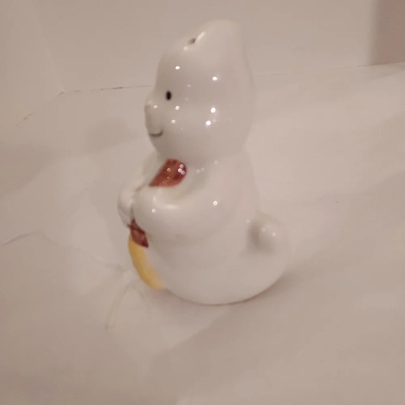King May China Halloween Ceramic Ghosts Salt and Pepper Shakers - Picture 9 of 13